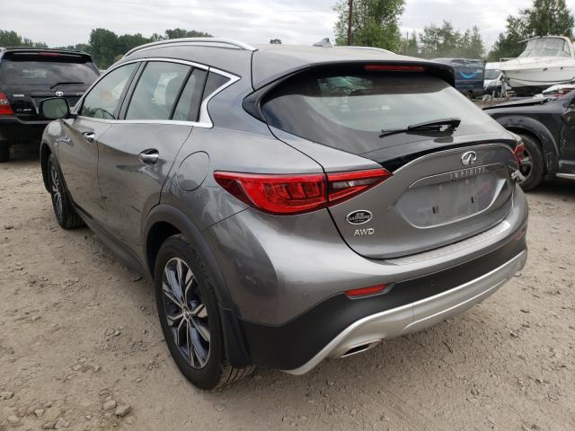2018 INFINITI QX30 BASE SJKCH5CR0JA045090