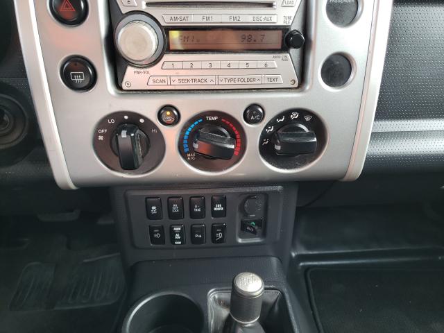 2010 TOYOTA FJ CRUISER JTEBU4BF2AK087035