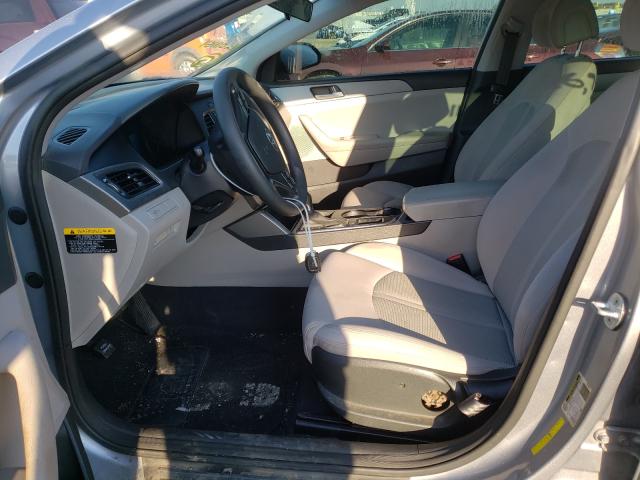  HYUNDAI SONATA 2015 Серебристый