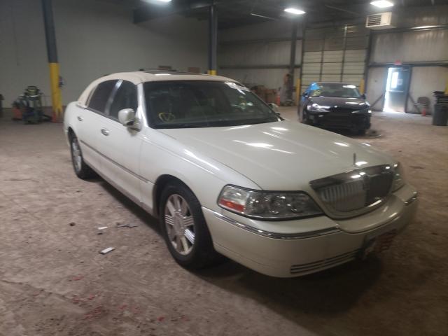 1LNHM83W04Y609811 LINCOLN BLACKWOOD Photo 1