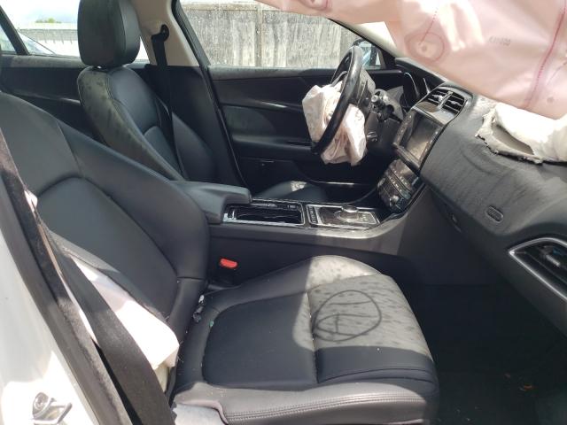 2018 JAGUAR XE PREMIUM SAJAD4FX2JCP26500