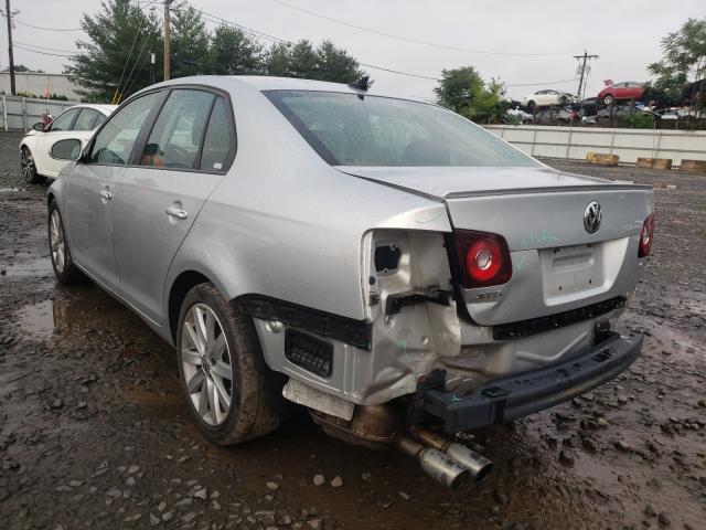 2010 VOLKSWAGEN JETTA WOLF 3VWRA7AJ4AM062677