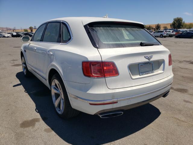 VIN SJAAC2ZV6JC018333 2018 Bentley Bentayga no.3