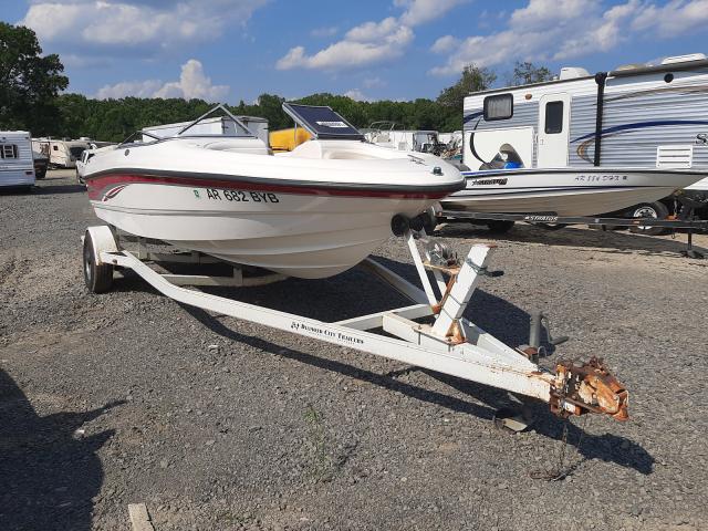 Salvage boats for sale at Conway, AR auction: 2000 Chapparal Boat