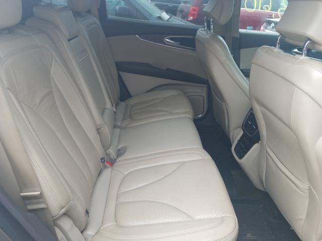 2017 LINCOLN MKX RESERV 2LMPJ8LR0HBL26153