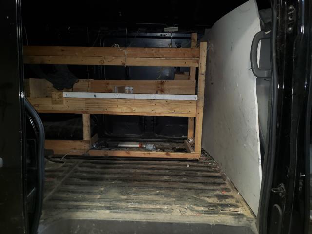 2013 NISSAN NV 1500 1N6BF0KM1DN100900