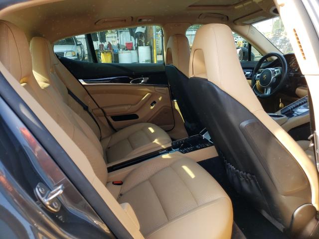 2016 PORSCHE PANAMERA 2 WP0AA2A79GL002136