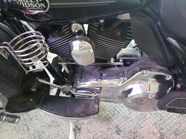2010 HARLEY-DAVIDSON FLHTCU 1HD1FC412AB646569