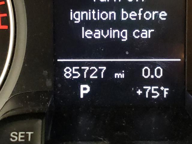 2014 AUDI A4 2.0T WAUBFAFL2EN001012