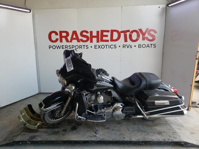 2010 HARLEY-DAVIDSON FLHTCU 1HD1FC412AB646569
