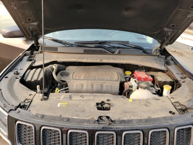 2019 JEEP COMPASS TR 3C4NJDDB2KT733551