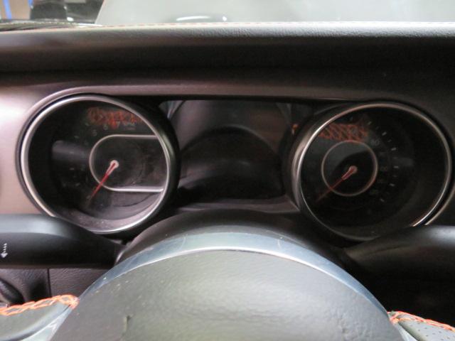 2021 JEEP GLADIATOR 1C6JJTEG1ML556371