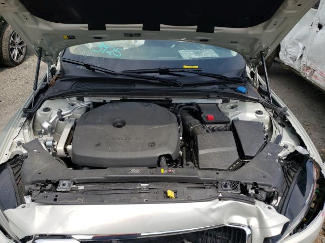 2020 VOLVO S60 T6 MOM 7JRA22TK7LG072527