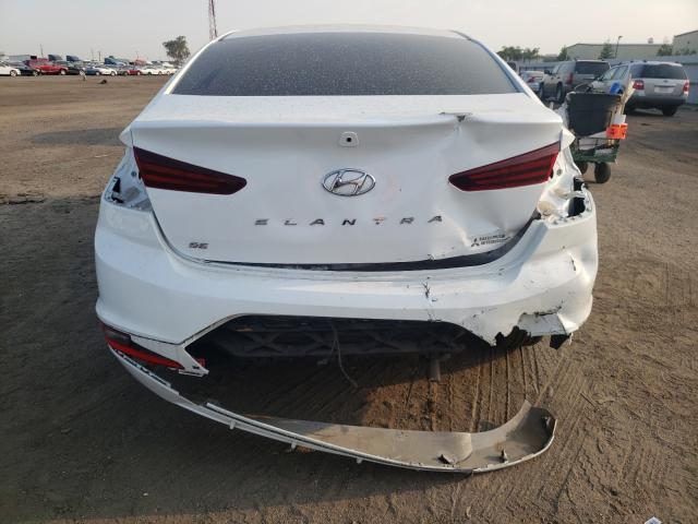 2019 HYUNDAI ELANTRA SE 5NPD74LFXKH493714