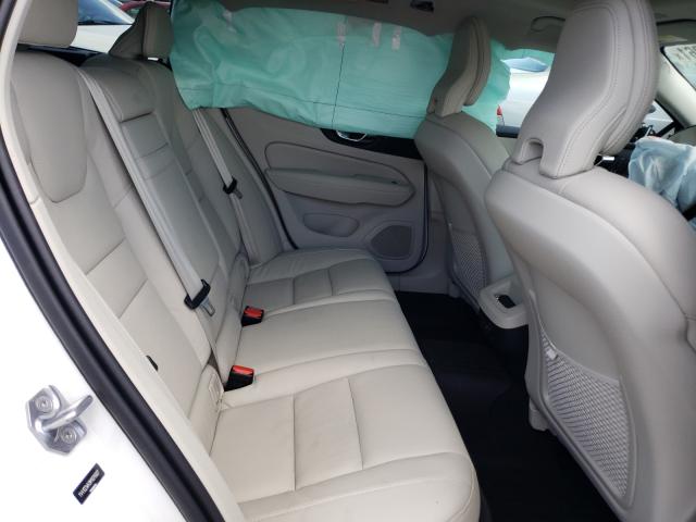 2021 VOLVO V60 CROSS YV4102WK8M1076927