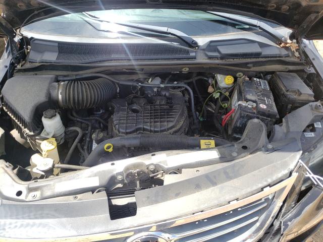 2011 VOLKSWAGEN ROUTAN SEL 2V4RW5DG5BR658518