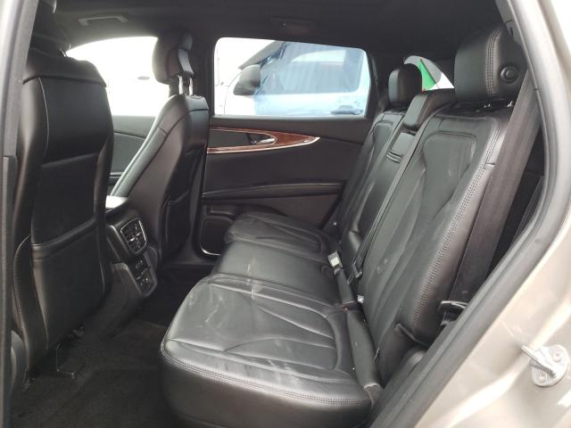 2017 LINCOLN MKX RESERV 2LMPJ6LR8HBL31427