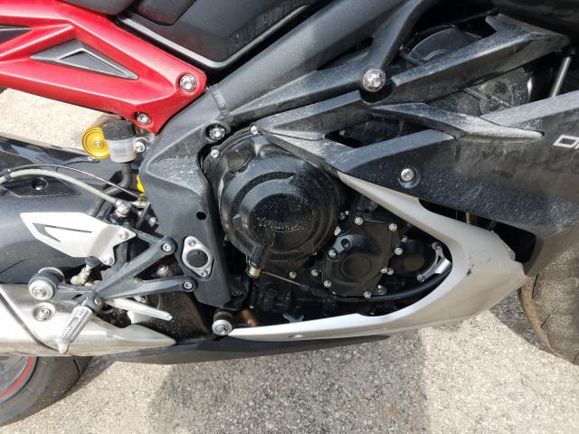 2016 TRIUMPH MOTORCYCLE DAYTONA 67 SMTA02YK4GJ735026