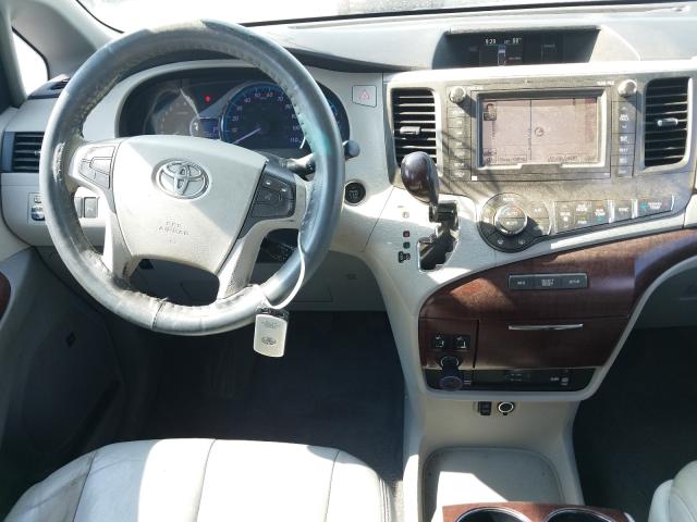 2011 TOYOTA SIENNA XLE 5TDYK3DC7BS065799