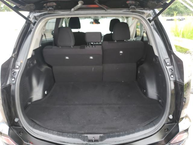 2018 TOYOTA RAV 4 2T3ZFREV0JW454180