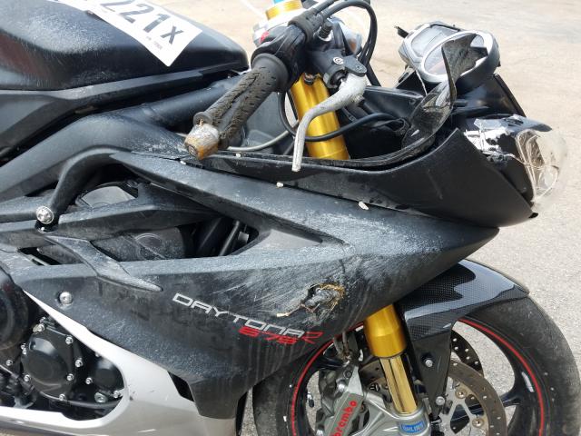 2016 TRIUMPH MOTORCYCLE DAYTONA 67 SMTA02YK4GJ735026