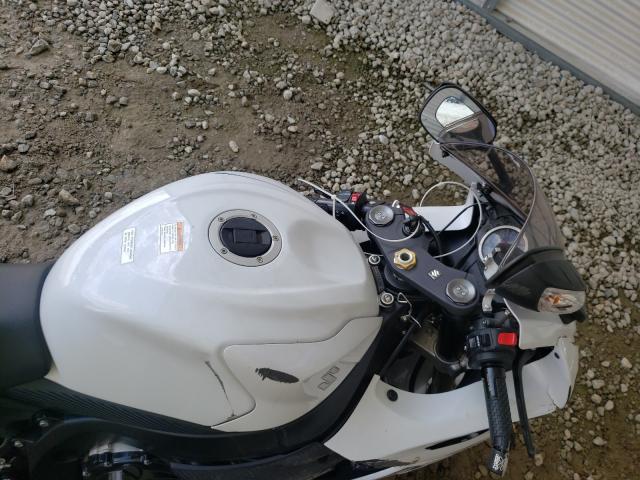 2019 SUZUKI GSX-R600 JS1GN7FA7K7100562