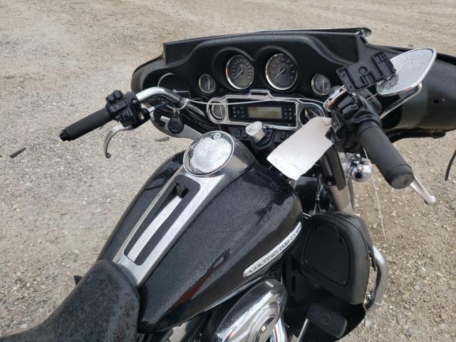 2011 HARLEY-DAVIDSON FLHTK 1HD1KEM16BB668406