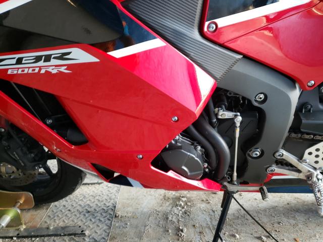 2018 HONDA CBR600 RR JH2PC40J7JK400172