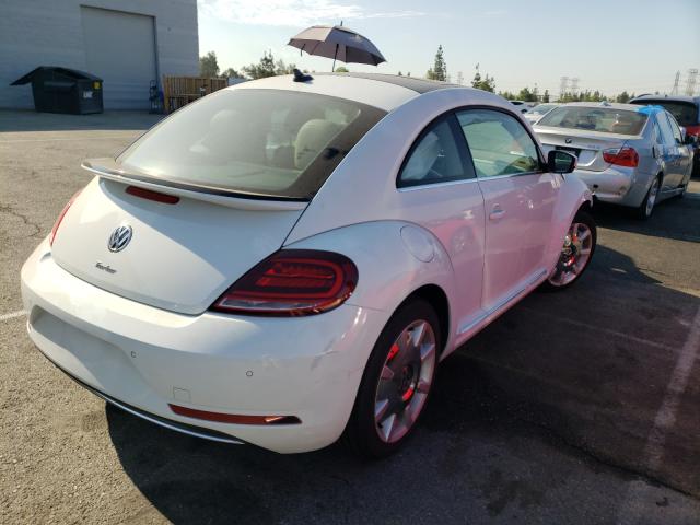 2019 VOLKSWAGEN BEETLE SE 3VWJD7AT2KM720293