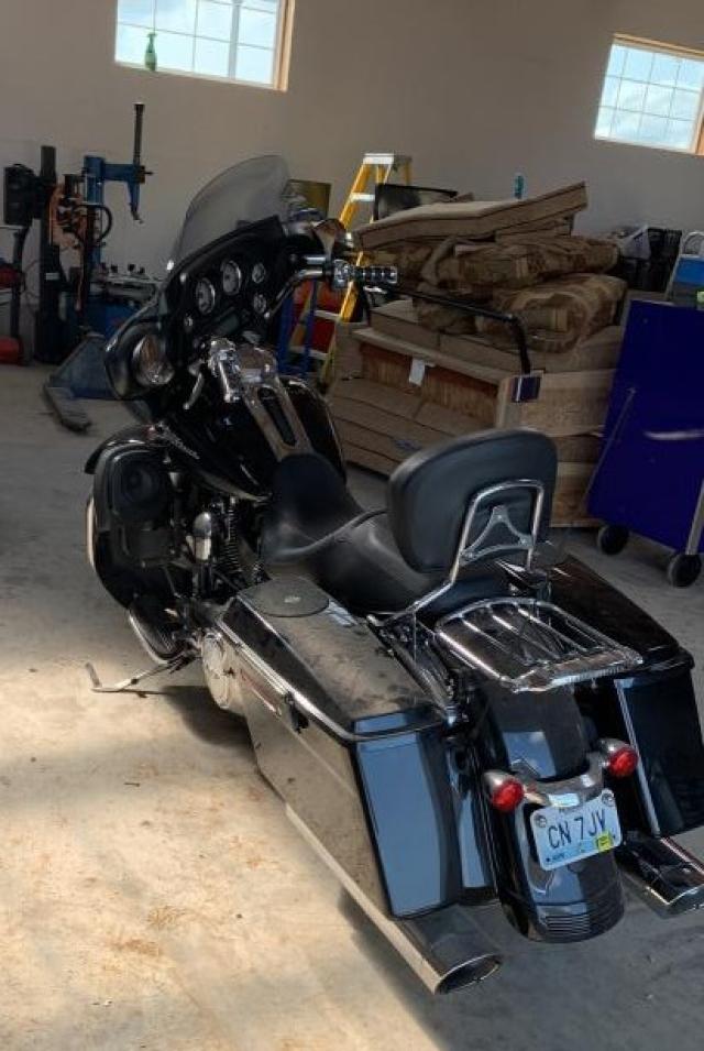 2013 HARLEY-DAVIDSON FLHX STREE 1HD1KBM15DB624205