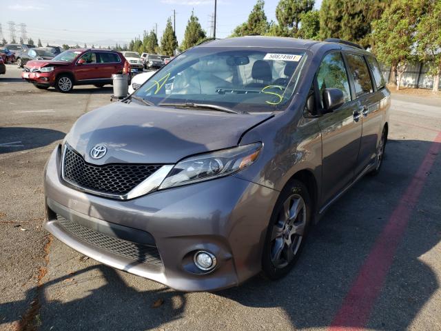 2017 TOYOTA SIENNA SE 5TDXZ3DC3HS832757
