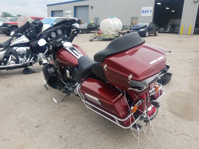 2010 HARLEY-DAVIDSON FLHTCU 1HD1FC417AB627824
