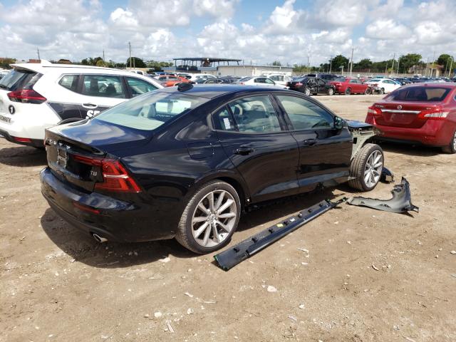 2021 VOLVO S60 T5 MOM 7JR102FK7MG091047