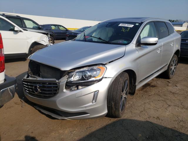 2017 VOLVO XC60 T6 IN YV449MRU4H2215138