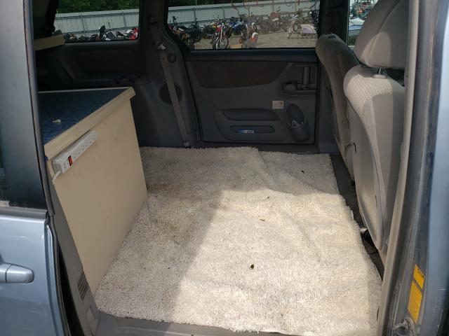 2010 TOYOTA SIENNA CE 5TDKK4CC4AS323272