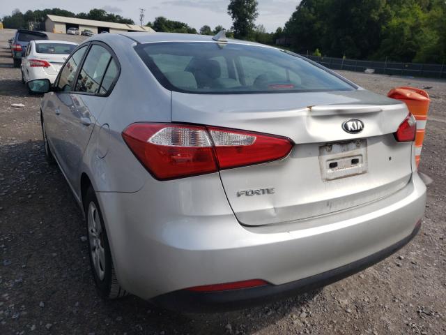 2015 KIA UK KNAFK4A69F5404194