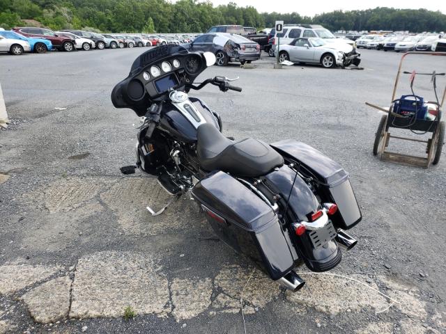 2019 HARLEY-DAVIDSON FLHX 1HD1KBC17KB656796