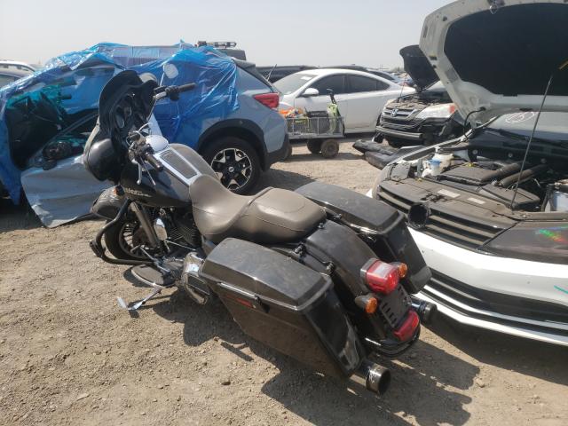 2011 HARLEY-DAVIDSON FLHTC 1HD1FF411BB677623