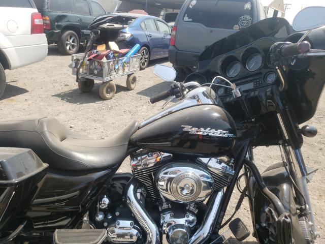 2011 HARLEY-DAVIDSON FLHTC 1HD1FF411BB677623