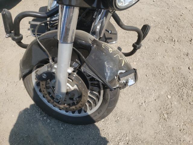 2011 HARLEY-DAVIDSON FLHTC 1HD1FF411BB677623