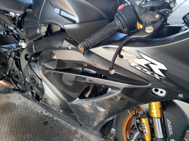 2021 SUZUKI GSX-R1000 JS1DM11H3M7100021