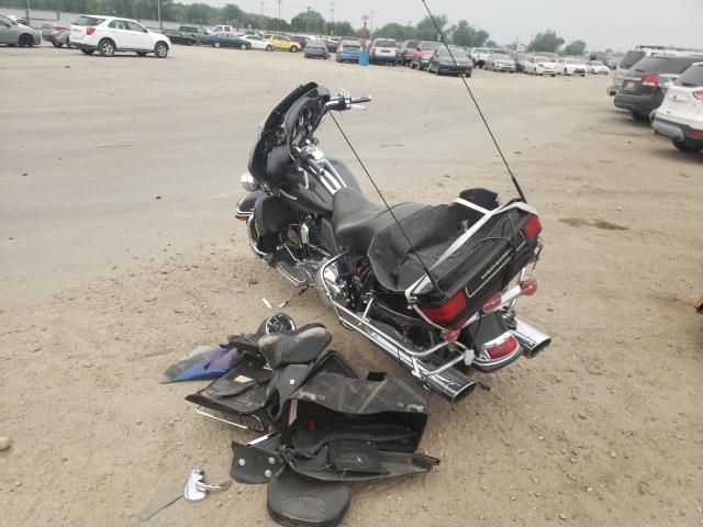 2010 HARLEY-DAVIDSON FLHTK 1HD1KEM10AB643712