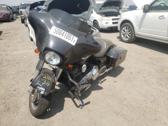 2011 HARLEY-DAVIDSON FLHTC 1HD1FF411BB677623