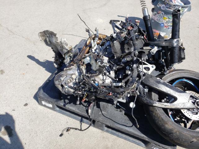 2018 SUZUKI GSX-R1000 JS1DM11F2J2100048