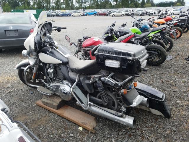 2017 HARLEY-DAVIDSON FLHTP POLI 1HD1FMC10HB652081