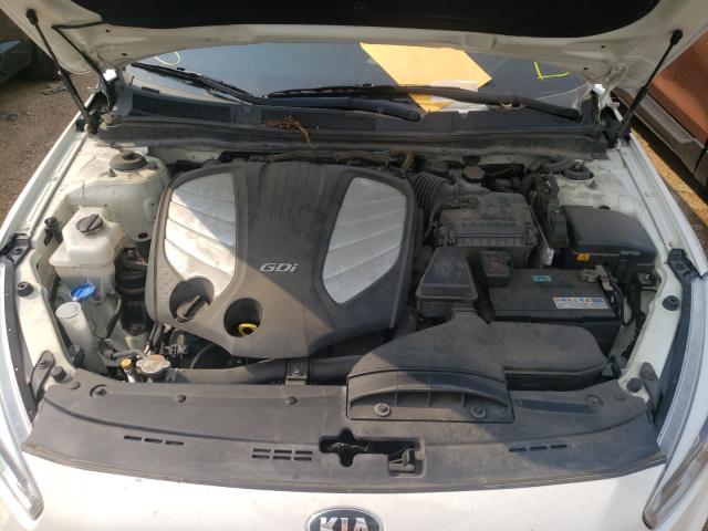 2016 KIA CADENZA LU KNALN4D7XG5217546