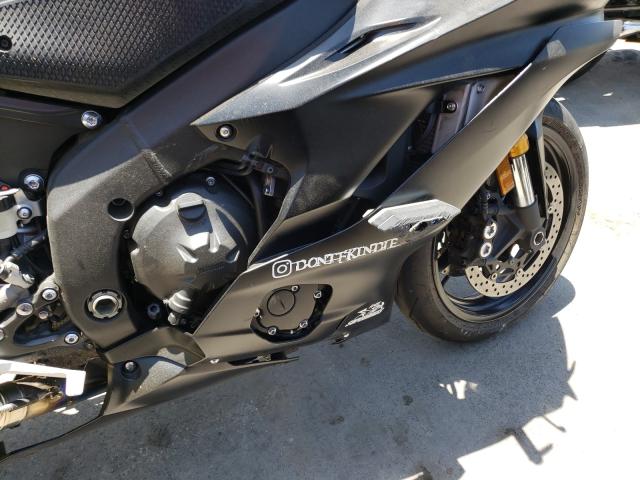 2017 YAMAHA YZFR6 C JYARJ28Y8HA001022