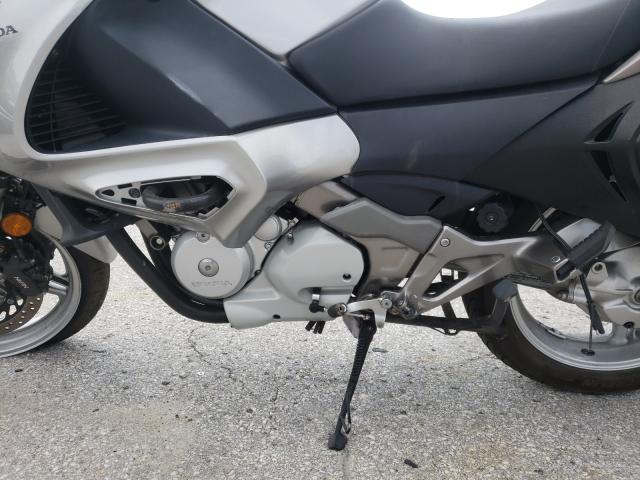 2010 HONDA NT700 VA VTMRC5255AE000111