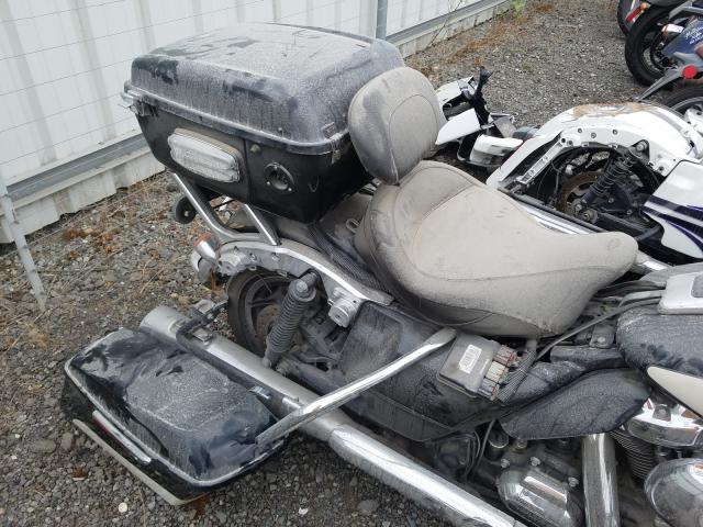 2017 HARLEY-DAVIDSON FLHTP POLI 1HD1FMC10HB652081