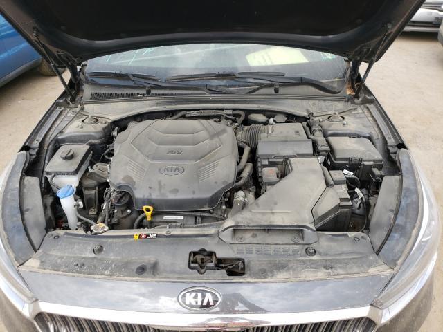 2018 KIA CADENZA LU KNALC4J18J5104062